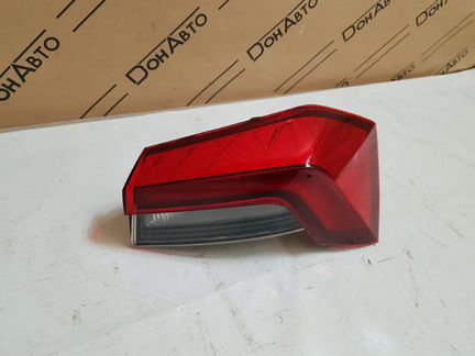 Фонарь правый Skoda Rapid 2