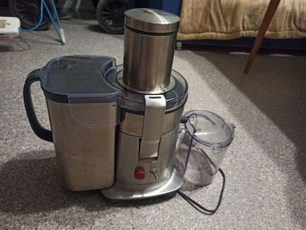 Соковыжималка Kenwood je880
