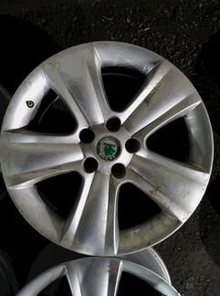 Диски бу оригинал R17 B на Skoda