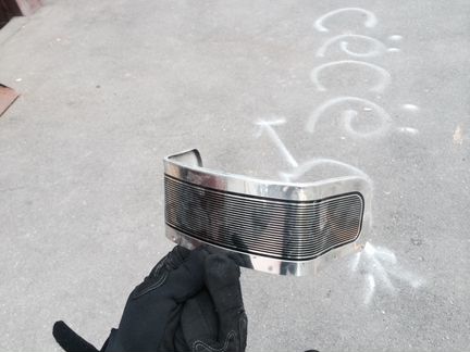 Брызговик на HD на переднее крыло