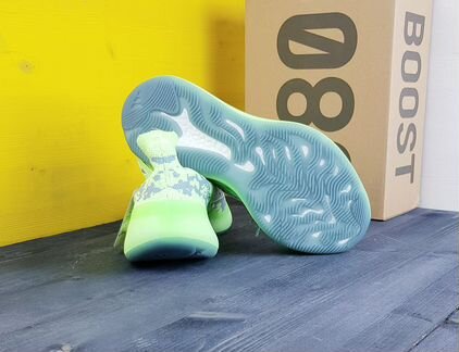 Adidas Yeezy boost 380 кроссовки новые мужские