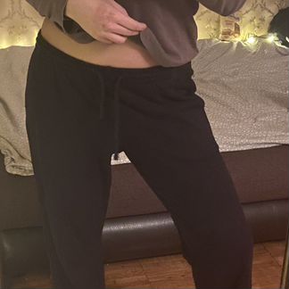 Спортивные штаны на резинке