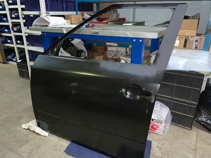 Дверь передняя Skoda Fabia 5J6831056 5J6831055