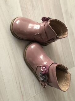 Ботинки осенние