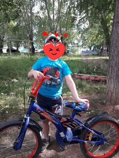 Детский велосипед. Человек паук рисунок