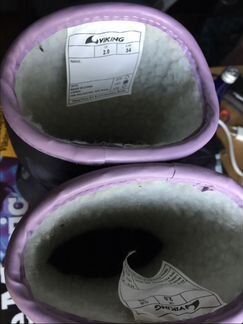 Продаю новые утеплённые резиновые сапоги Viking, у
