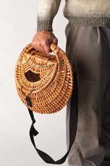 Для нахлыста. корзина круглая. рыбалка