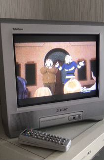 Телевизор Sony 14 дюймов б/у с подставкой