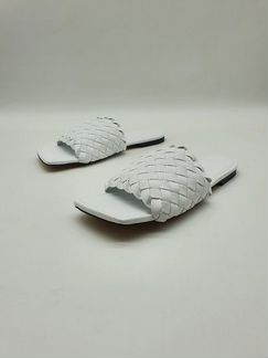 Шлепанцы bottega veneta плетеные женские