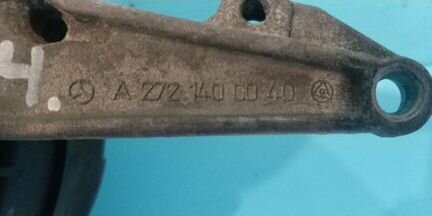 Кронштейн Mercedes-Benz W221