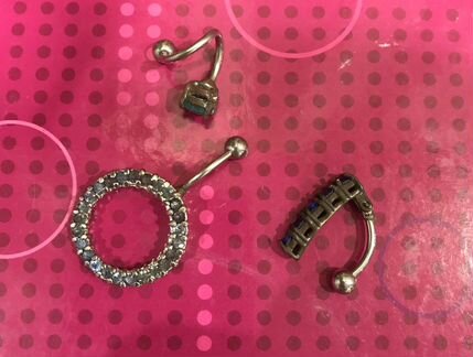 Пирсинг в пупок