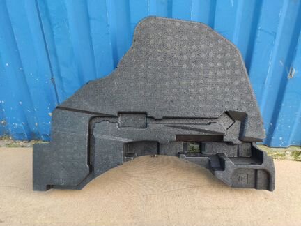 Накладка Toyota Camry 50 55 багажника правая