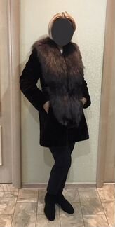 Мутоновая шуба с мехом лисы