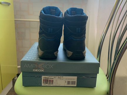 Ботинки geox 33 размер. Стелька 21 см