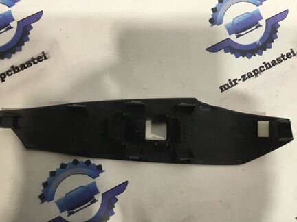 Накладка блока стеклоподъемника FR Mazda 6 GJ