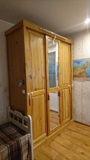 Шкаф-купе деревянный