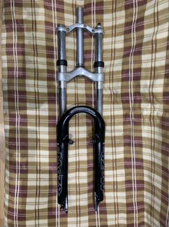 Вилка. Двухкоронная 140 хода пружина масло воздух