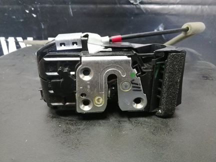 Замок двери задний левый Nissan Qashqai J11 2019