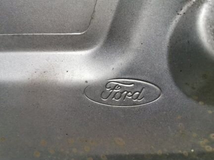 Капот Ford Mondeo 3 хетчбек 2.0 cjba 2004