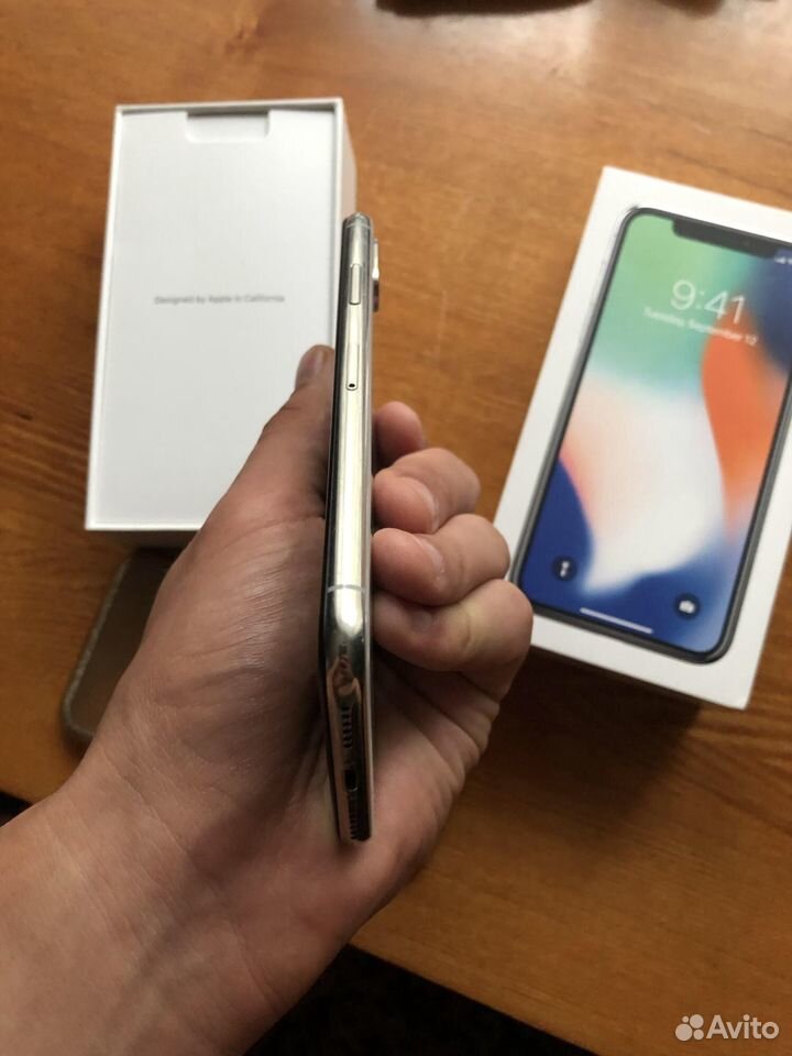 Телефон iPhone Х 256гб