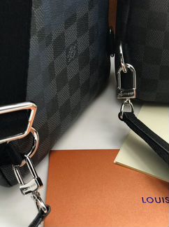 Нагрудная Сумка слинг Louis Vuitton Avenue