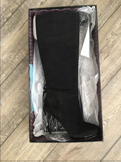 Продам замшевые сапоги