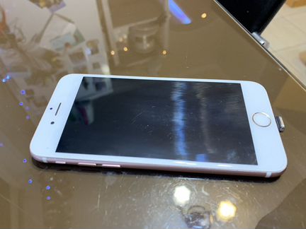 Телефон iPhone 6s