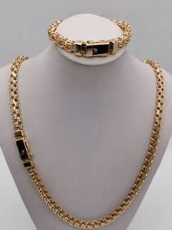 Золотая цепь и золотой браслет