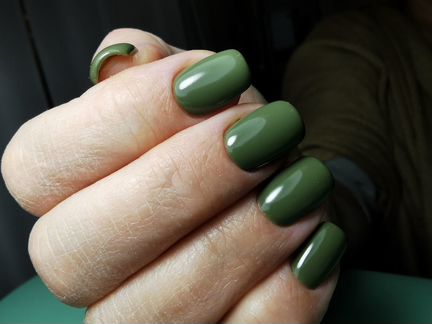 Маникюр,педикюр