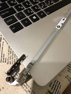 Правая петля asus N56