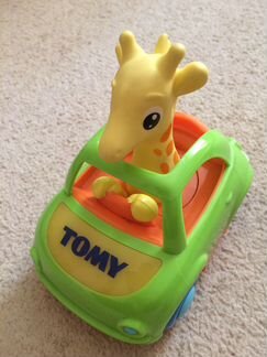Жираф водитель Tomy