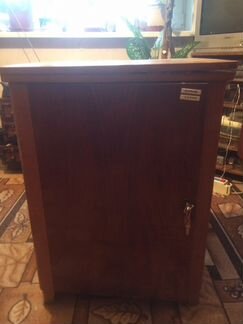 Швейная ножная машинка