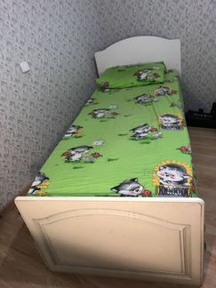 Подаётся кровать