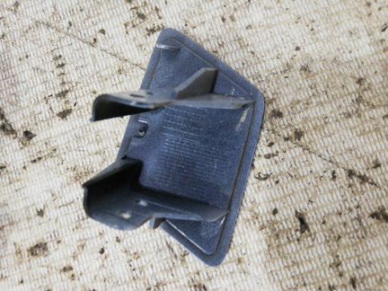 Крышка омывателя фары правая Bmw 1-Series F20