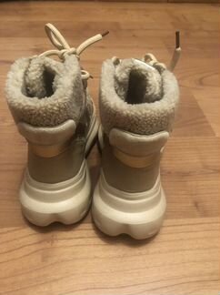 Кроссовки Respect