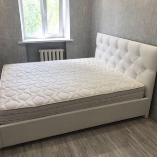 Кровать с подъемным механизмом
