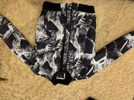 Бомбер Bershka