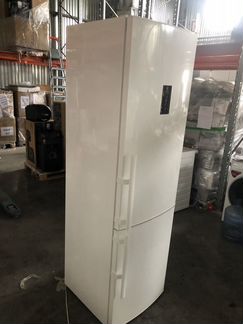 Холодильник Electrolux EN93852JW