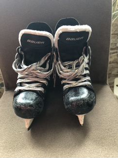 Коньки детские Bauer supreme pro р. 13,5 (32 р)