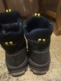 Ботинки зимние для мальчиков 35 р