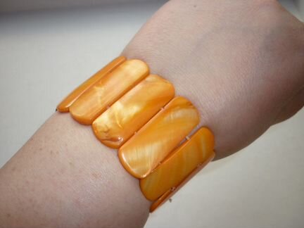 Браслет из перламутра