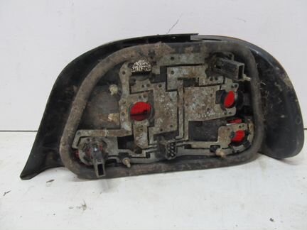 Фонарь задний левый BMW 7 E38