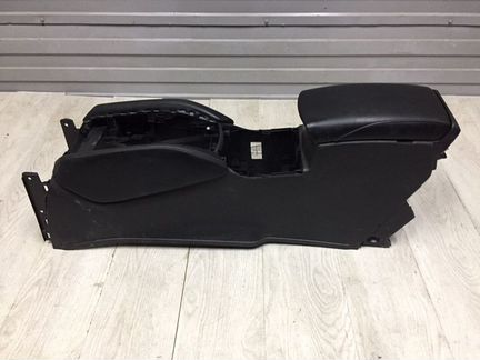 Центральная консоль Nissan X-Trail