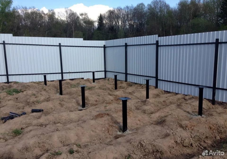 Бытовка на винтовых сваях под ключ