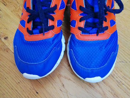 Кроссовки Reebok р.36