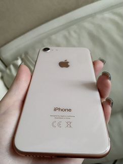 Телефон iPhone