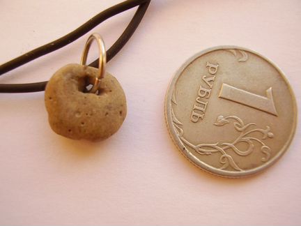 Кулон, куриный бог