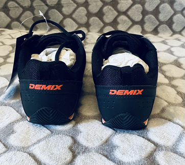 Новые Женские кроссовки demix 39 р-р (24,5 см)
